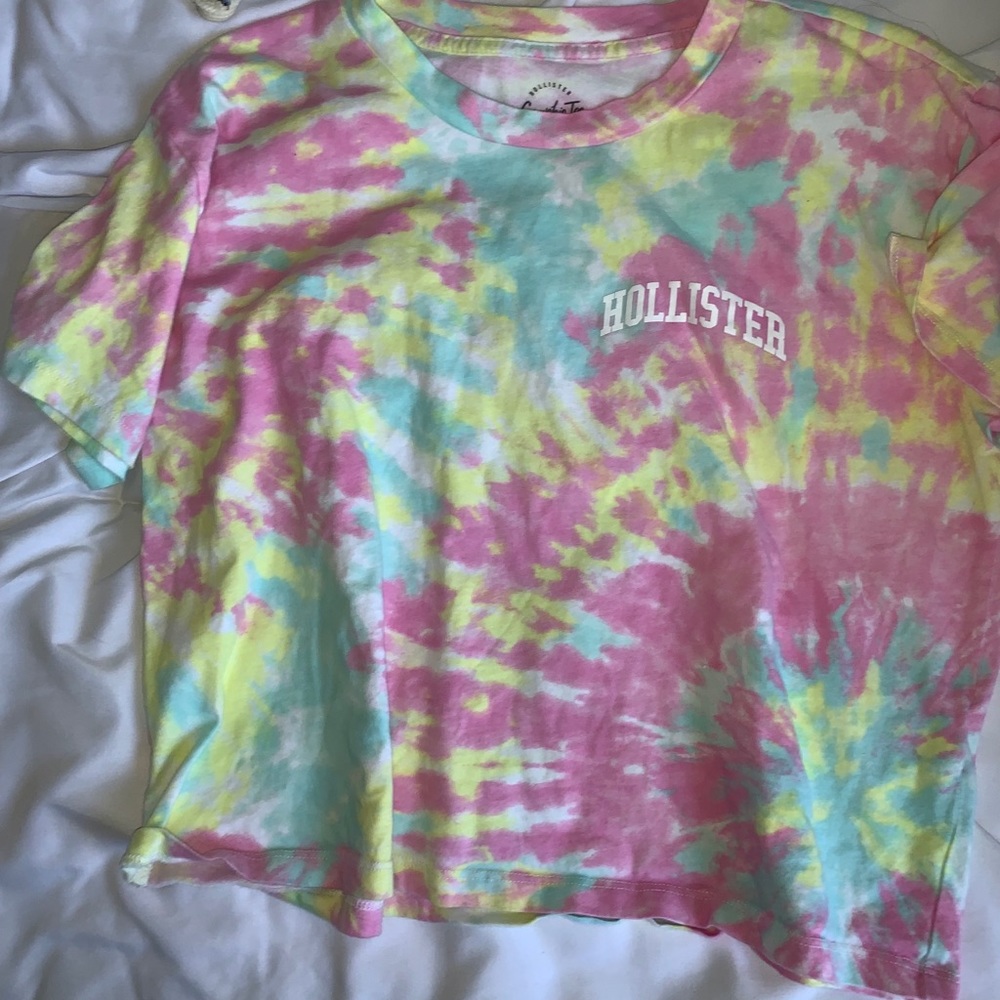 hollister tie dye crop top